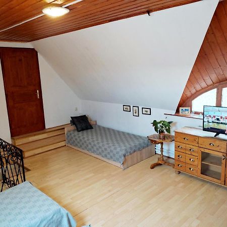 Monami Art Apartman Вац Екстер'єр фото